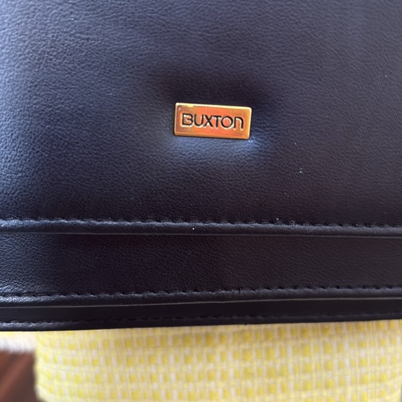 Buxton  Crossbody bag/wallet / 2 ID holders  8 card slots  soft leather Black - Picture 4 of 17